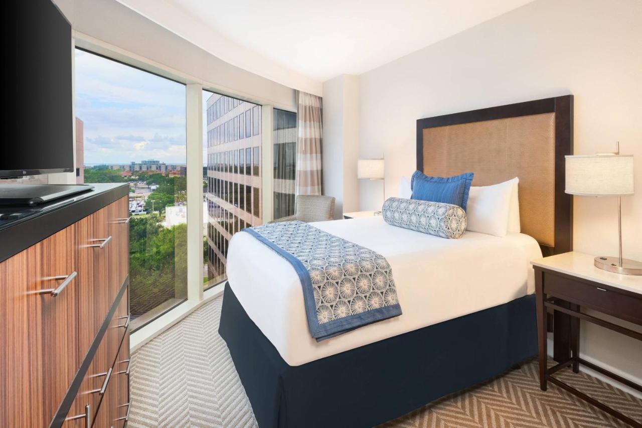 The Westshore Grand, A Tribute Portfolio Hotel,